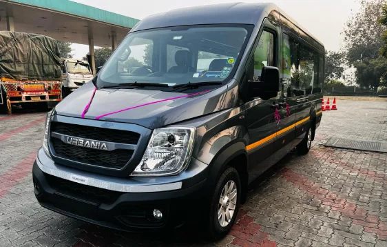 20 Seater Tempo Traveller