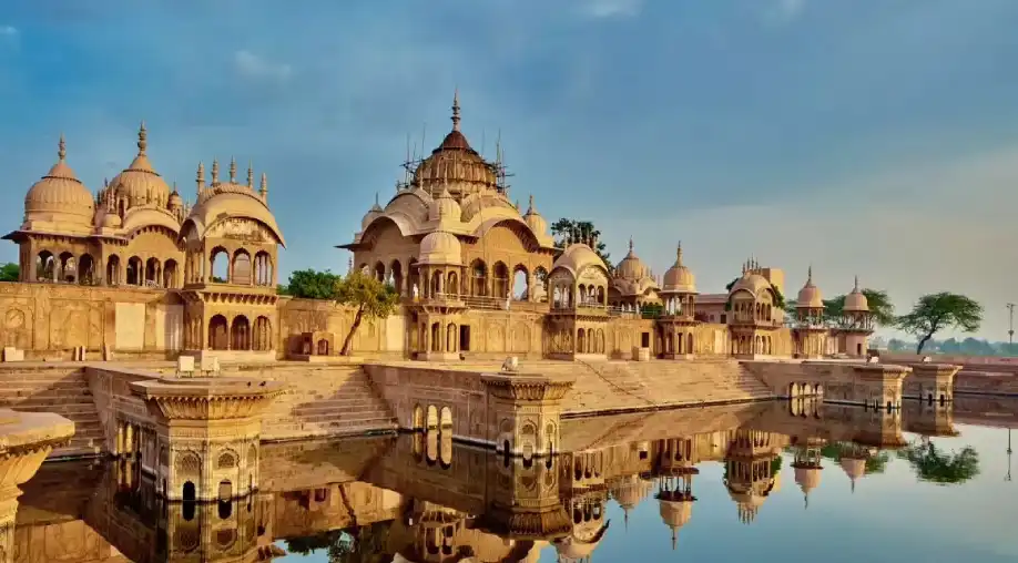 Varanasi Prayag Ayodhya Tour Package