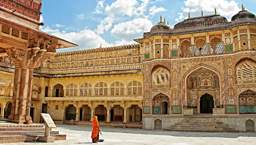 Places To Visit in Rajasthan Near Delhi