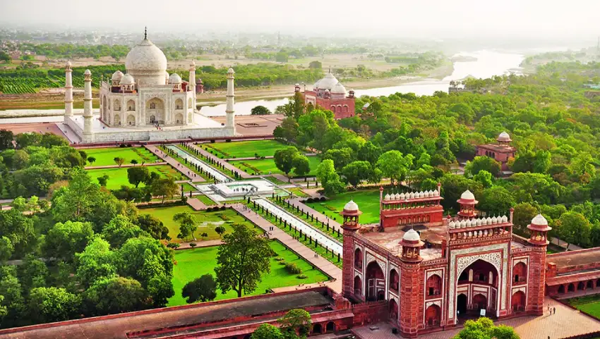 Agra Tour Guide
